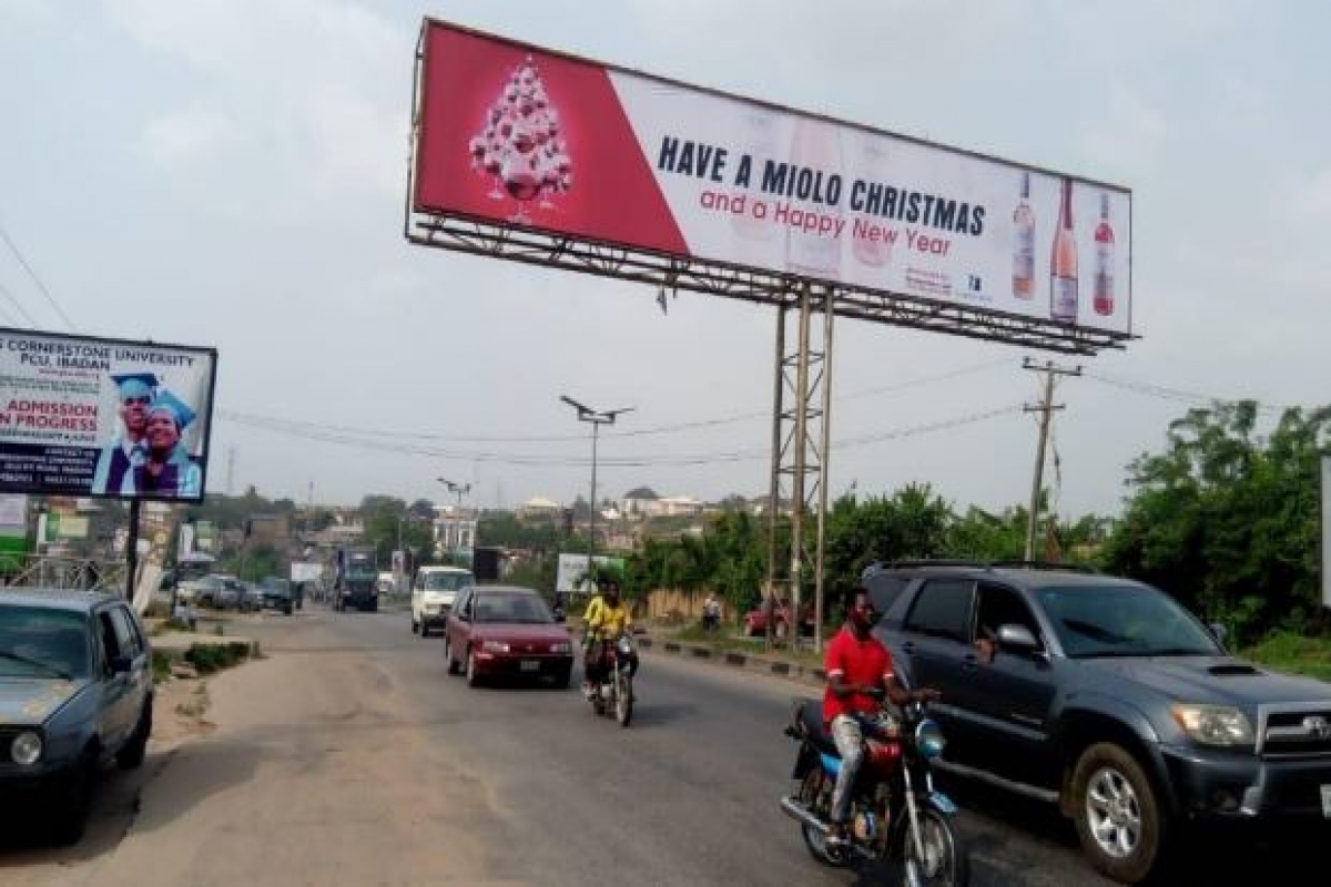 Image gallery marquee